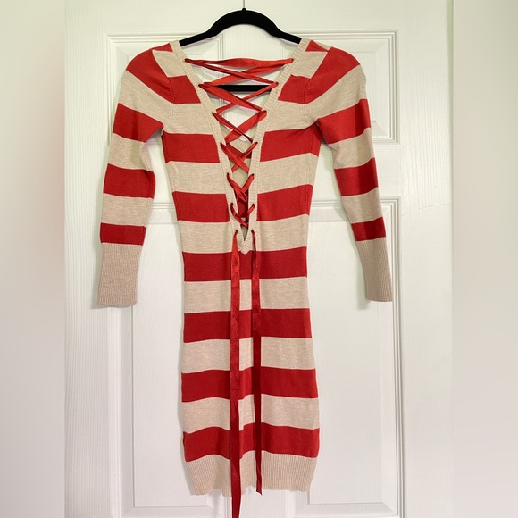 Mini Lace Back Dress - Picture 3 of 5